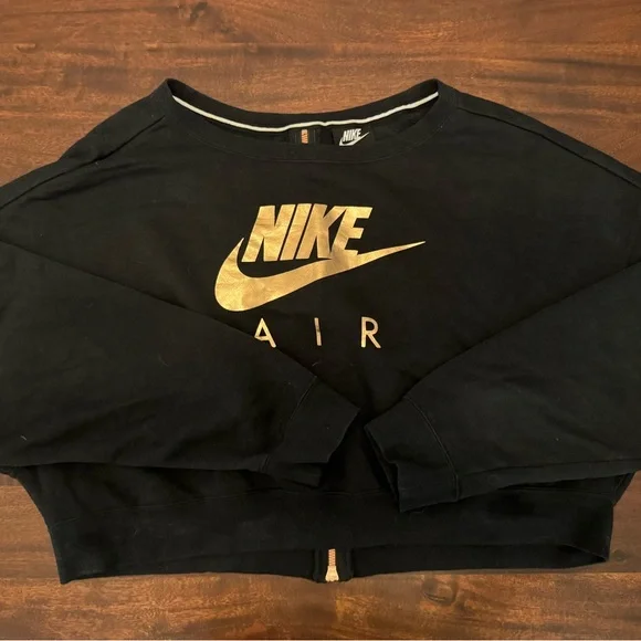 Nike Air Cropped Crewneck – Black & Gold (Size L) - Picture 1 of 3